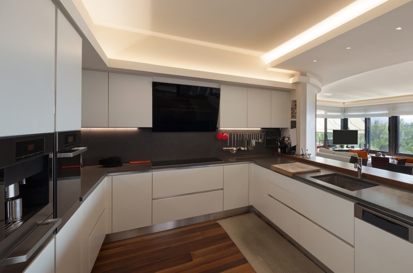 Cove Lighting in Luxury Apartment Kitchen